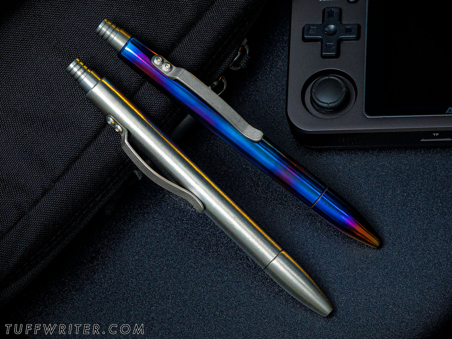 Analog Press Pen - Titanium