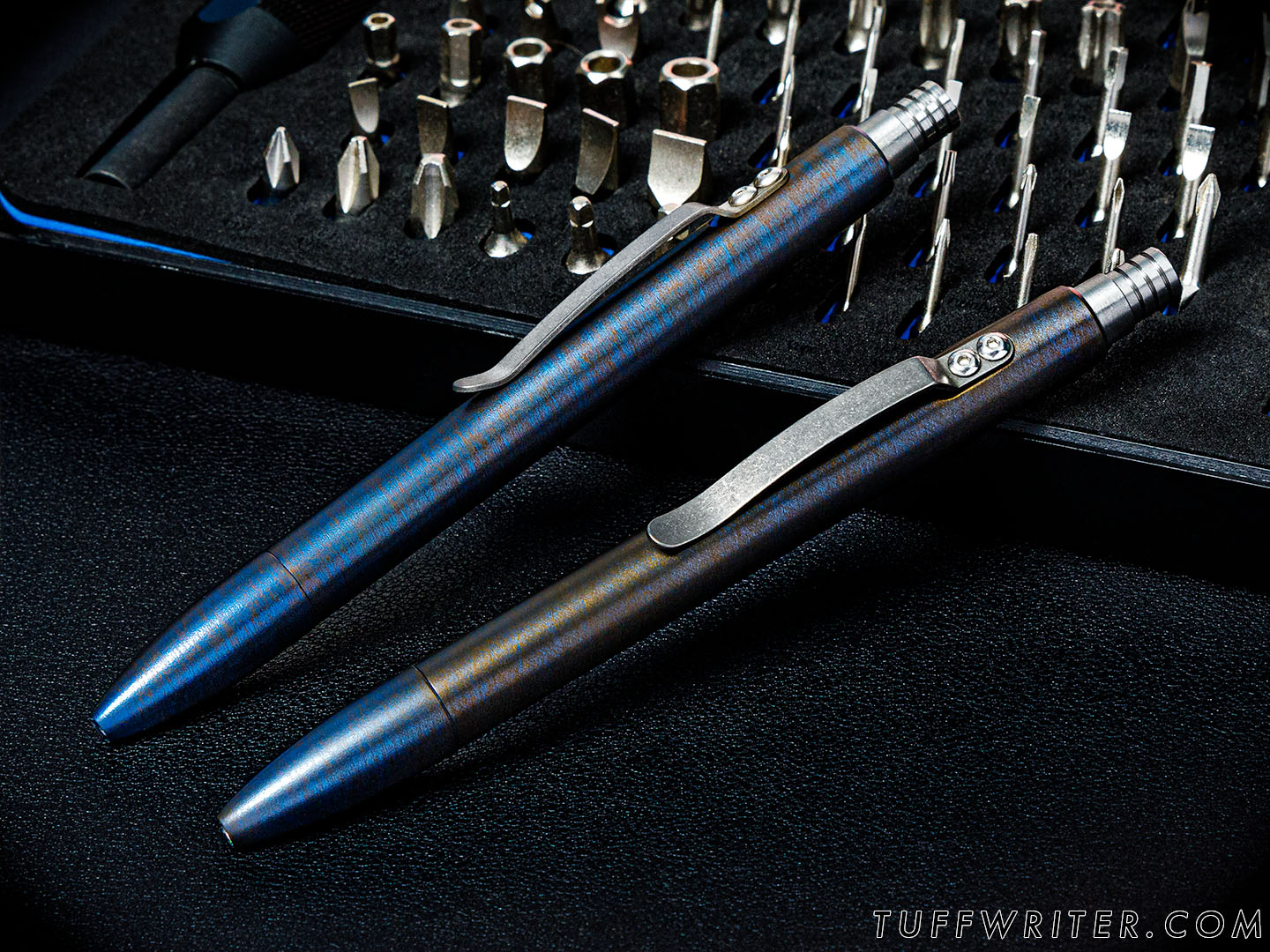 Analog Press Pen - Titanium