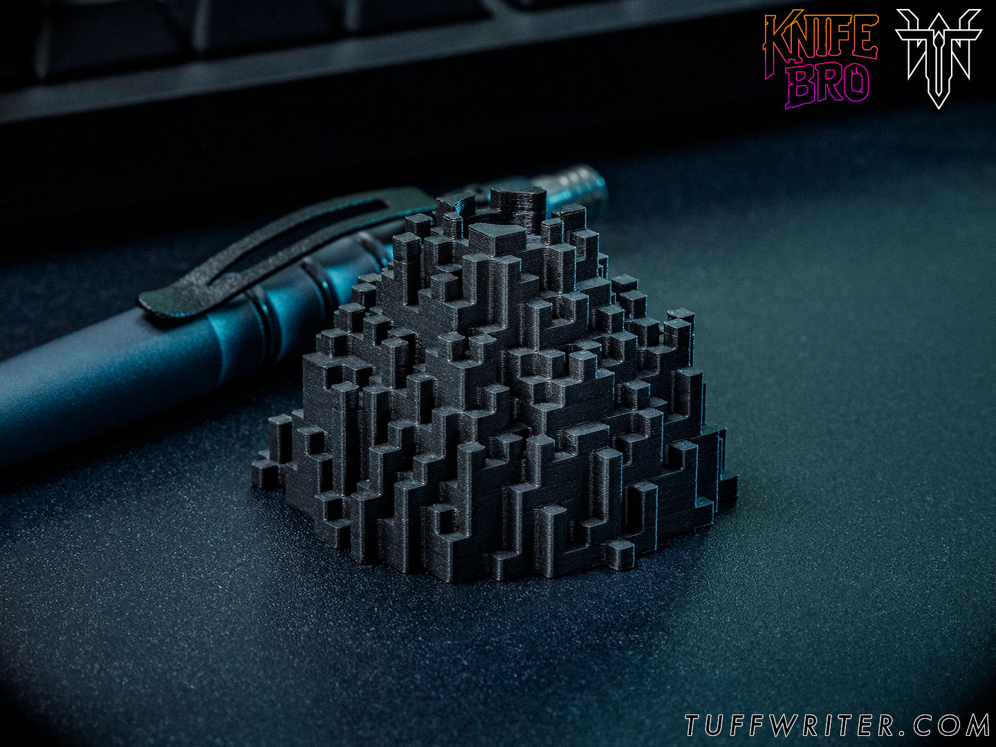 Knife Bro x Tuff Writer: Obelisk Pen Holder - Voxel